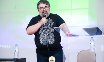APAE Franca realizou palestra sobre prevenção às deficiências com médico geneticista