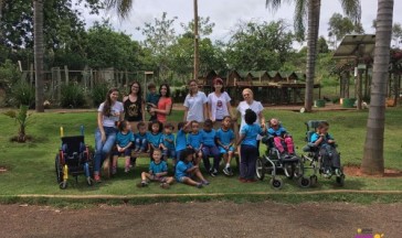 Educação Infantil foi passear na Fazendinha Zoomix