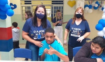 O que a APAE oferece ao Autista?