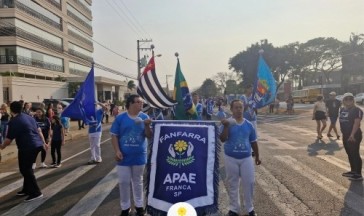 APAE-Franca participa do Desfile Cívico de 7 de Setembro 