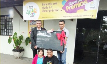 Entrega do Segundo Prêmio