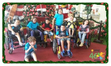 Alunos do Ensino Fundamental visitam o Papai Noel